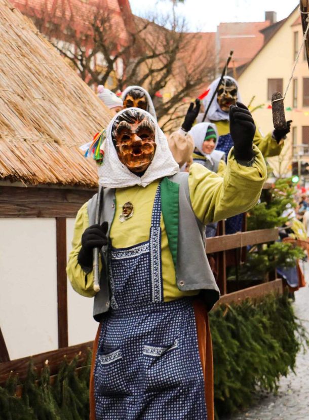 Maskengruppe Rauchhäusler 